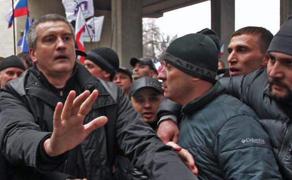 Аксёнов дал показания в суде по «делу 26 февраля»