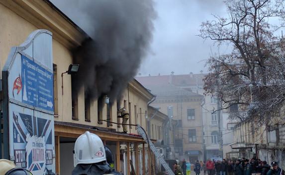 В центре Севастополя горела фабрика Нины Ониловой — фото (дополнено)