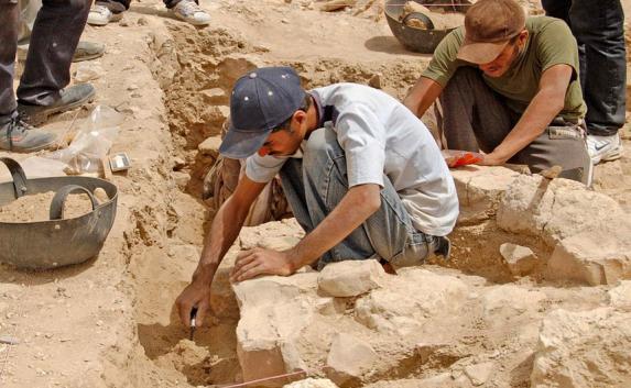 Британские учёные заинтересовались археологическим туризмом в Крыму