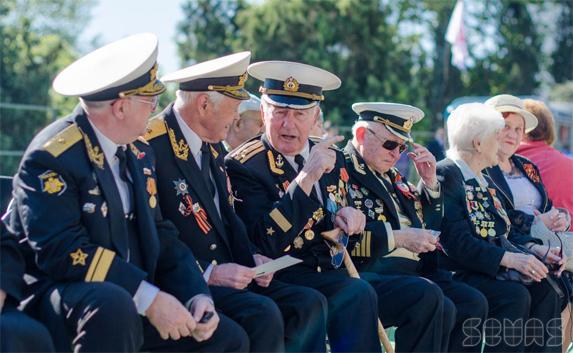 Крымские ветераны начинают получать двойное пособие
