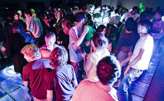 Ночью в севастопольских клубах задержали 14 подростков