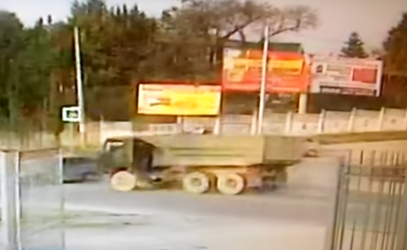 Новое ДТП на злосчастном перекрёстке в Севастополе — видео