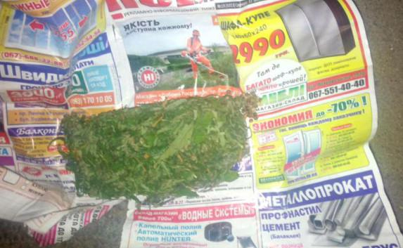 Из пункта А в пункт Б: два «Опеля» из Украины везли в Крым наркотики