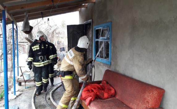 В Крыму в жилом доме взорвался газовый баллон (фото)