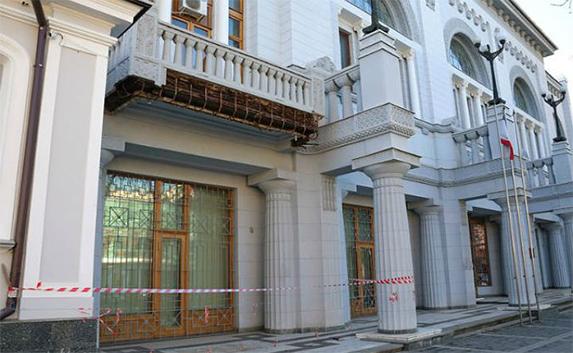 Центробанку РФ отдали бывшее здание НБУ в Симферополе