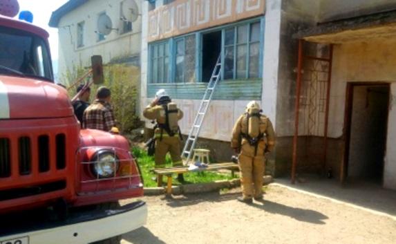 48 жильцов дома в Крыму эвакуированы из-за пожара в ванной