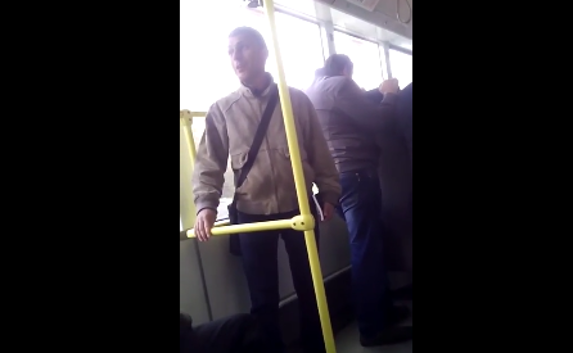 Проповедь в симферопольском троллейбусе закончилась скандалом (видео)