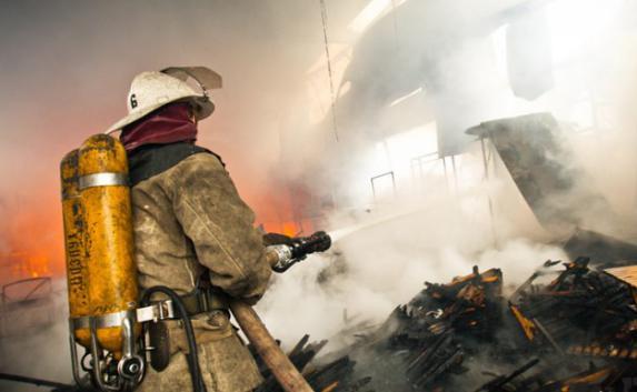 В Евпатории на пожаре спасён мужчина