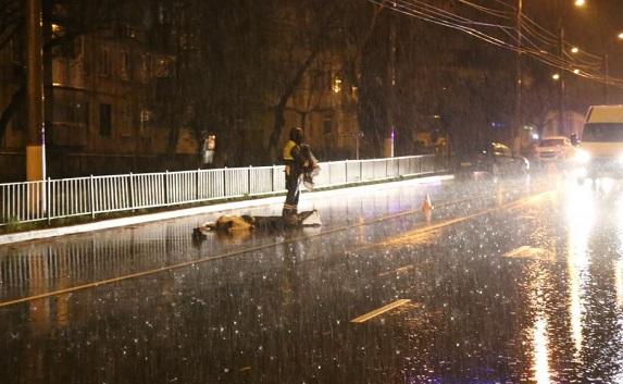 В Керчи насмерть сбили пешехода (фото, видео)