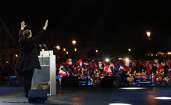 Макрон победил на президентских выборах во Франции