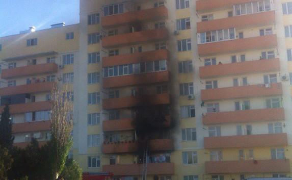 В Казачьей бухте Севастополя горела многоэтажка (фото)
