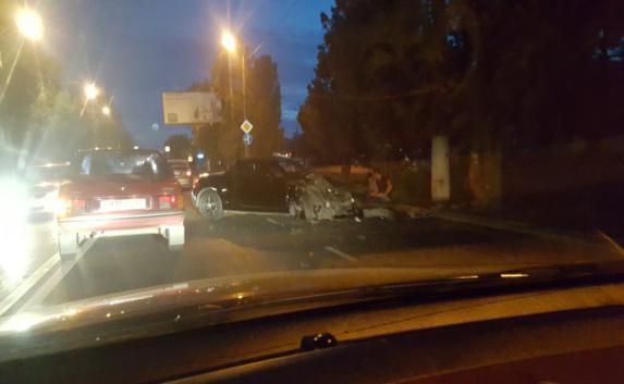 Audi и ВАЗ столкнулись в Симферополе: двое пострадавших