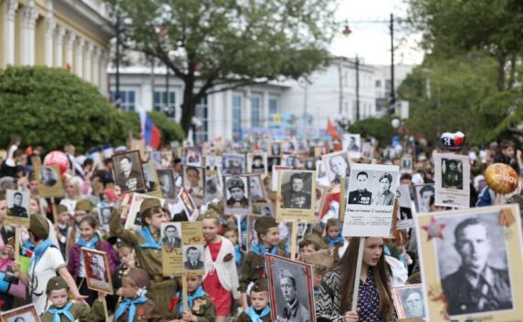 На акцию «Бессмертный полк» вышли 25 тысяч симферопольцев (фото)
