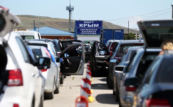 Херсонских перевозчиков осудили за рейсы на Кубань через Крым