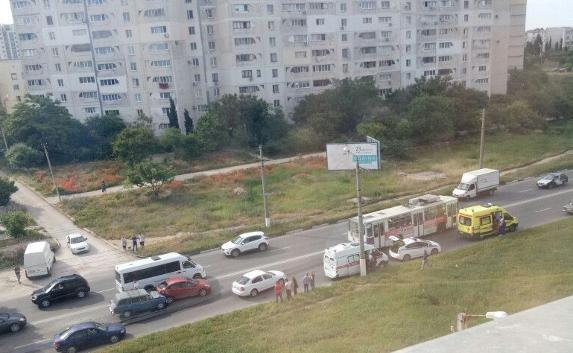 ДТП в Севастополе: водитель вылетел через лобовое стекло 