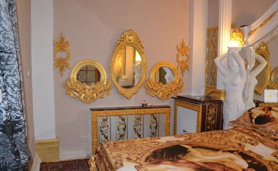 Блогер высмеял безвкусный интерьер «элитного» отеля в Крыму — фото