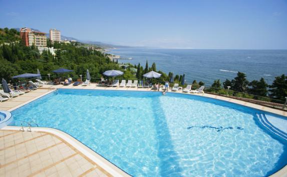 Крымские отельеры снижают цены из-за плохой погоды