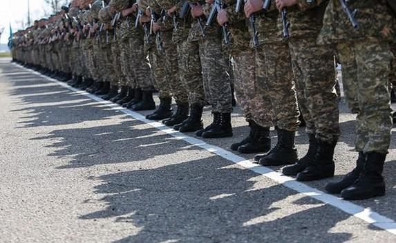В Крыму пьяные военные до полусмерти избили старшего сержанта