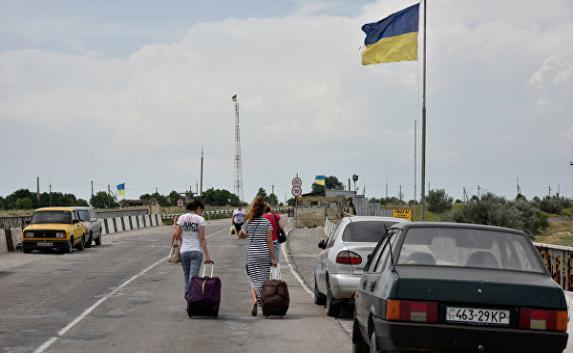 «Курортный сбор»: украинец продавал места в очереди на крымской границе