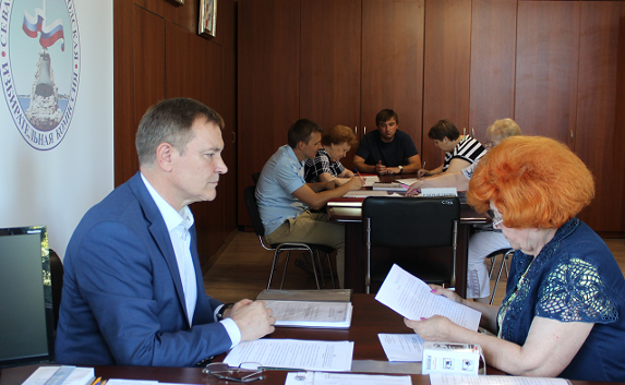 Выборы губернатора Севастополя: Колесниченко подал документы