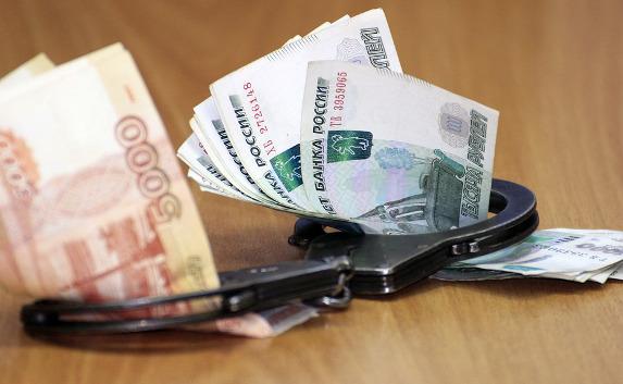 В Севастополе «решалу»-эколога повязали на денежном муляже