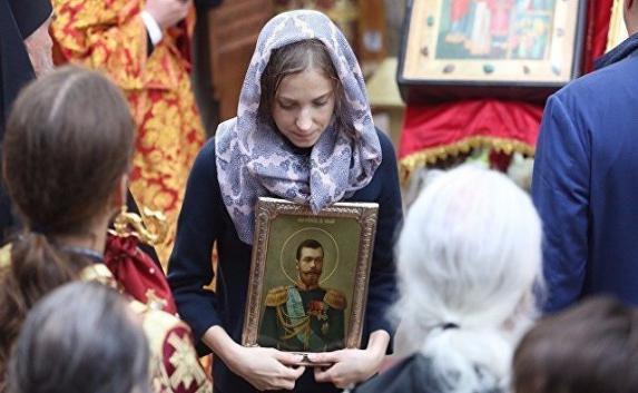 Наталья Поклонская приняла участие в Царском крестном ходе 