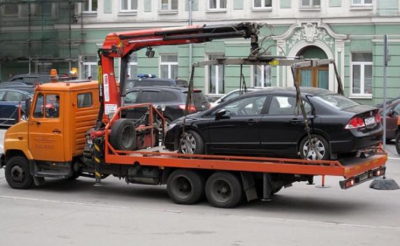 Эвакуаторы Севастополя объявили «вне закона» — паркуйся где хочешь?