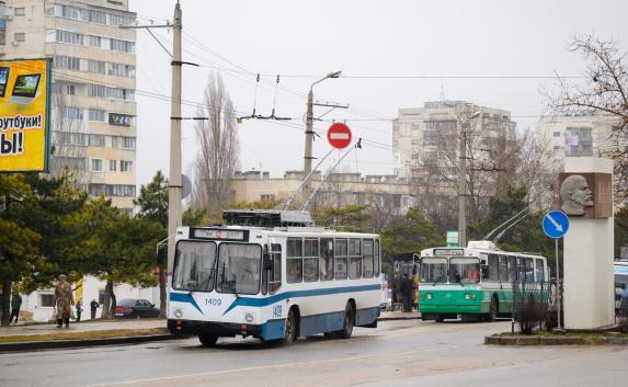Проспект Генерала Острякова разгрузят стоянкой общественного транспорта