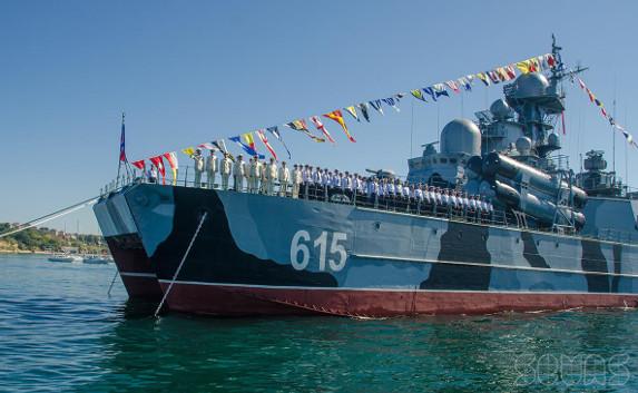 В Севастополе предлагают провести День ВМФ в море: цена вопроса