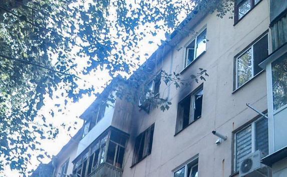 В Керчи загорелись две квартиры многоэтажного дома (фото)