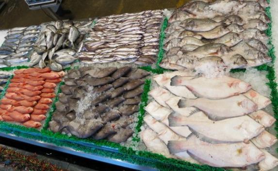 В рыбных магазинах Севастополя продают просроченный товар — Роспотребнадзор