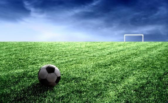 Десять новых футбольных полей откроют до конца года в Севастополе