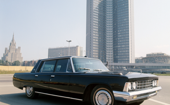 «Машину Брежнева» продают в интернете за 54 миллиона рублей (фото)