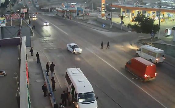 Несчастливый переход. На «Студгородке» снова сбили пешехода. Видео ДТП