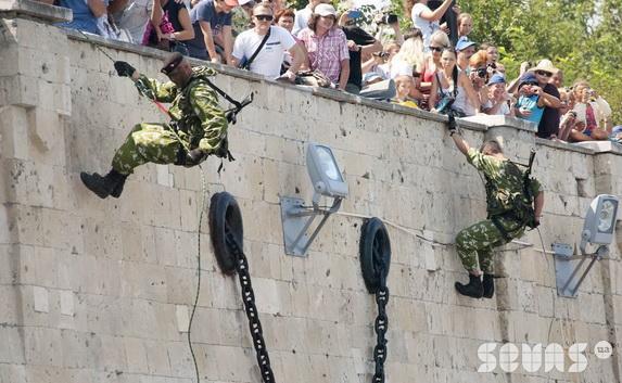 Минобороны Украины заявило о готовности дать отпор плану захвата воинских частей