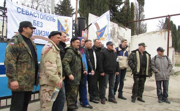 «Самооборонцы» решили не пускать в штаб нового командующего ВМСУ