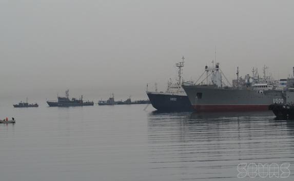 ЧФ РФ блокирует корабли и подлодку ВМСУ