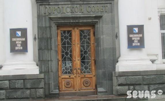 Турчинов подписал указ об отмене Декларации о независимости АРК и Севастополя