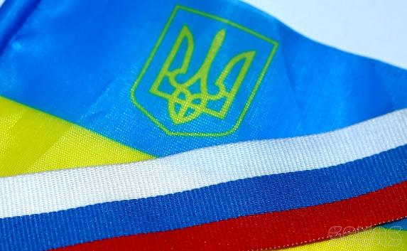 Флаг Украины со штаба ВМСУ передадут украинским военным