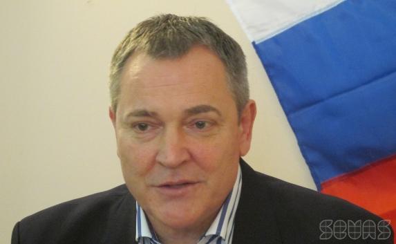 Колесниченко пока не сложил депутатский мандат