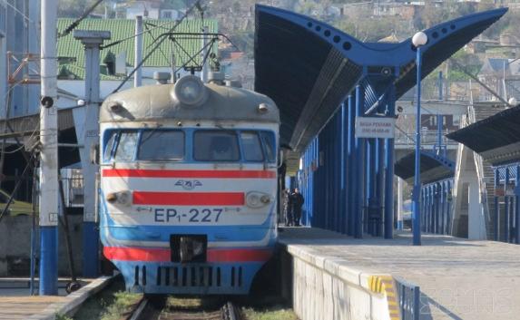 В электричках на въезде в Крым будет производиться таможенный досмотр