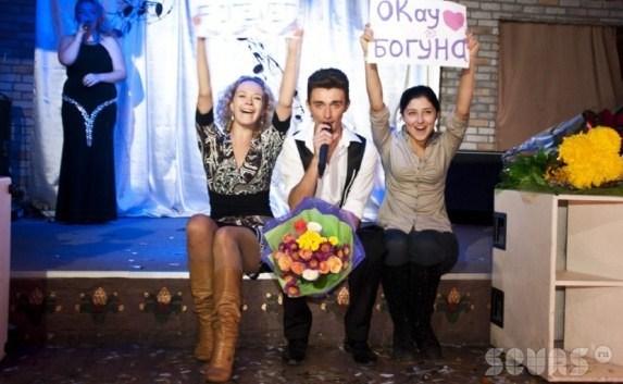 Звезда «Икс-Фактор» Александр Богун (BOGUN) и другие звездочки теле-шоу выступили на вечеринке в клубе Севастополя «Artishock»