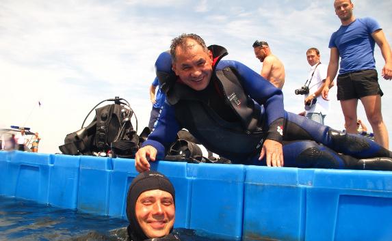 Шойгу отправит подводников отдыхать в Крым
