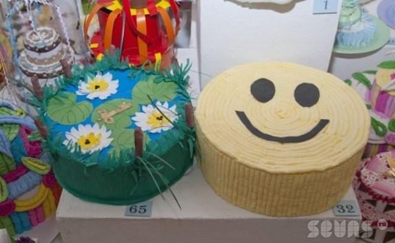 В Севастополе завершился конкурс бумажных тортов в рамках выставки «Снежный вальс»