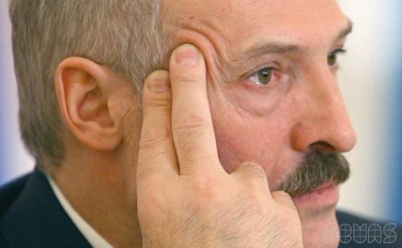 Лукашенко призвал уничтожать ополченцев на Донбассе