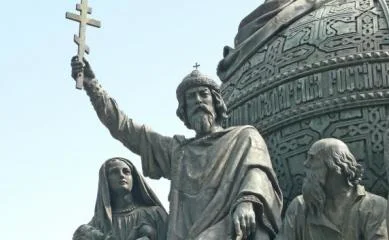 Крымчан поздравили с Днем крещения Руси
