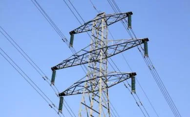 Подачу света в Крыму возобновят в течение часа