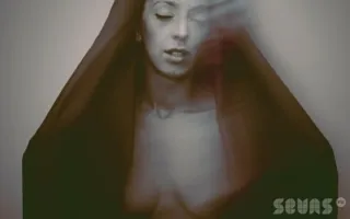 Выставка о женской красоте: внешней и внутренней