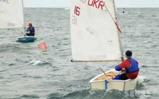 Севастопольская морская волна приняла «Южную регату»