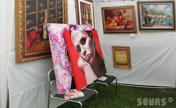 WinART в живописных полотнах прославил вино